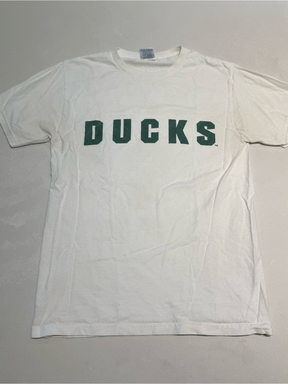 Vintage Fruit of the loom Oregon ducks white shirt